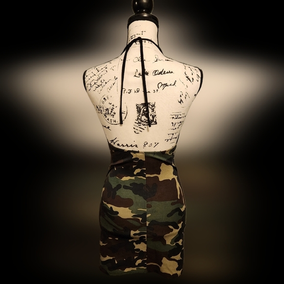 Camo Halter Dress - Picture 4 of 12